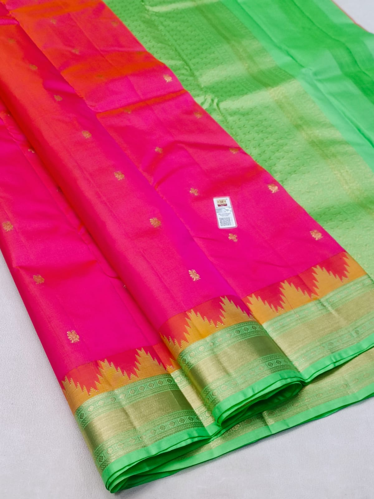 Hot Magenta Pink Kanchipuram Traditional Silk Saree